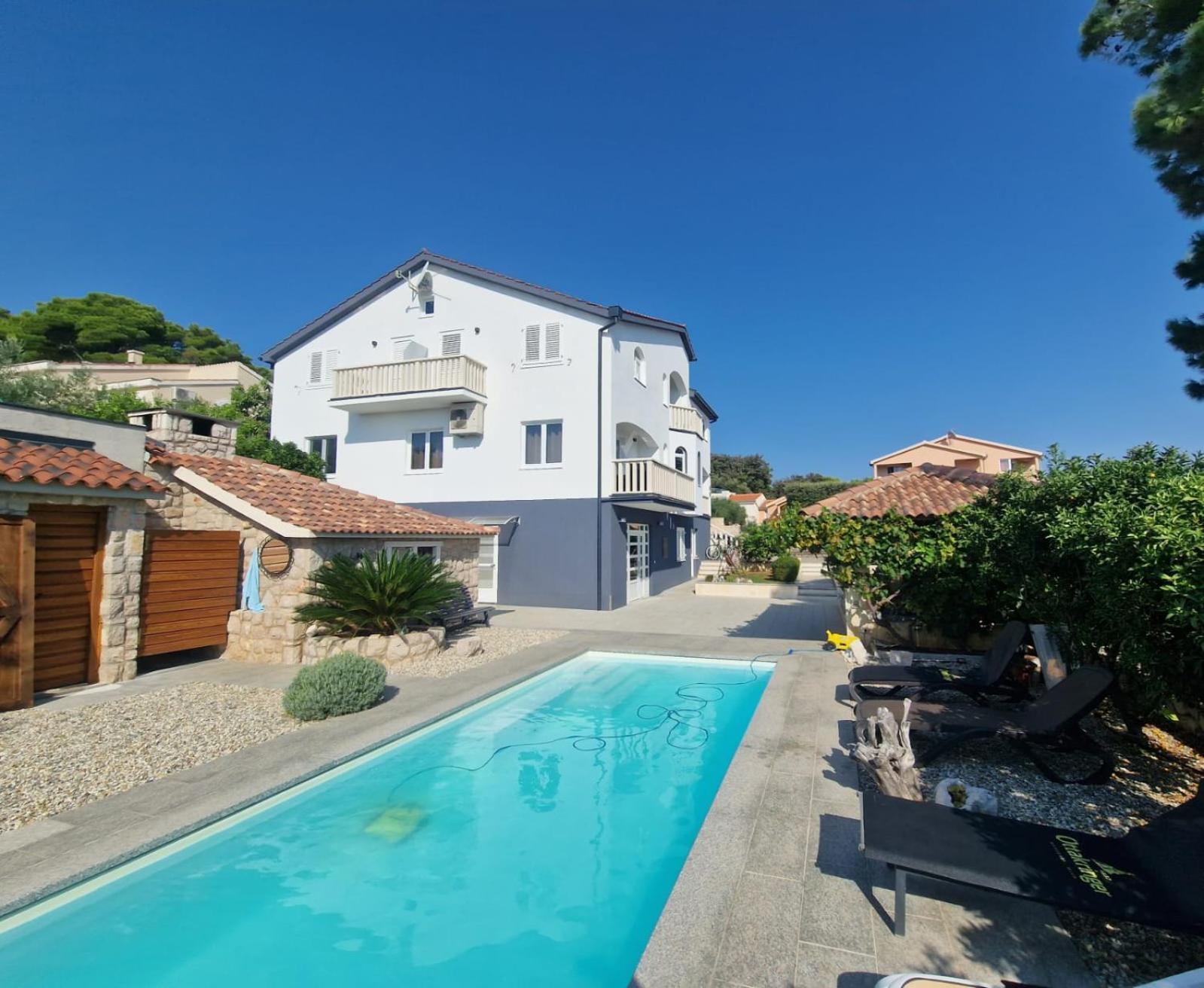 Apartments Villa Lora Kraj  Extérieur photo